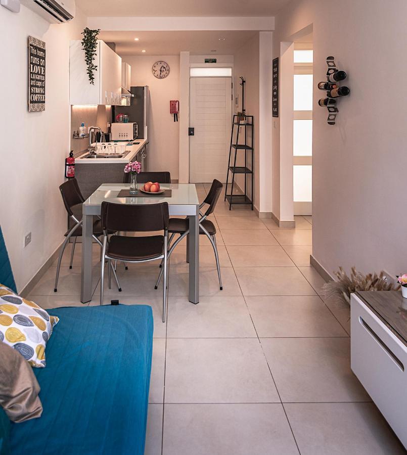 Modern Comfort - 2Br Apartment Center Of St Julians & Paceville Saint Julian's Eksteriør bilde